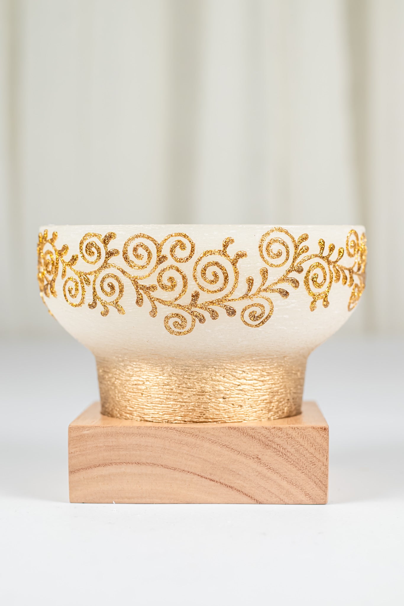 Vela Luminária Arabesco com Suporte Madeira